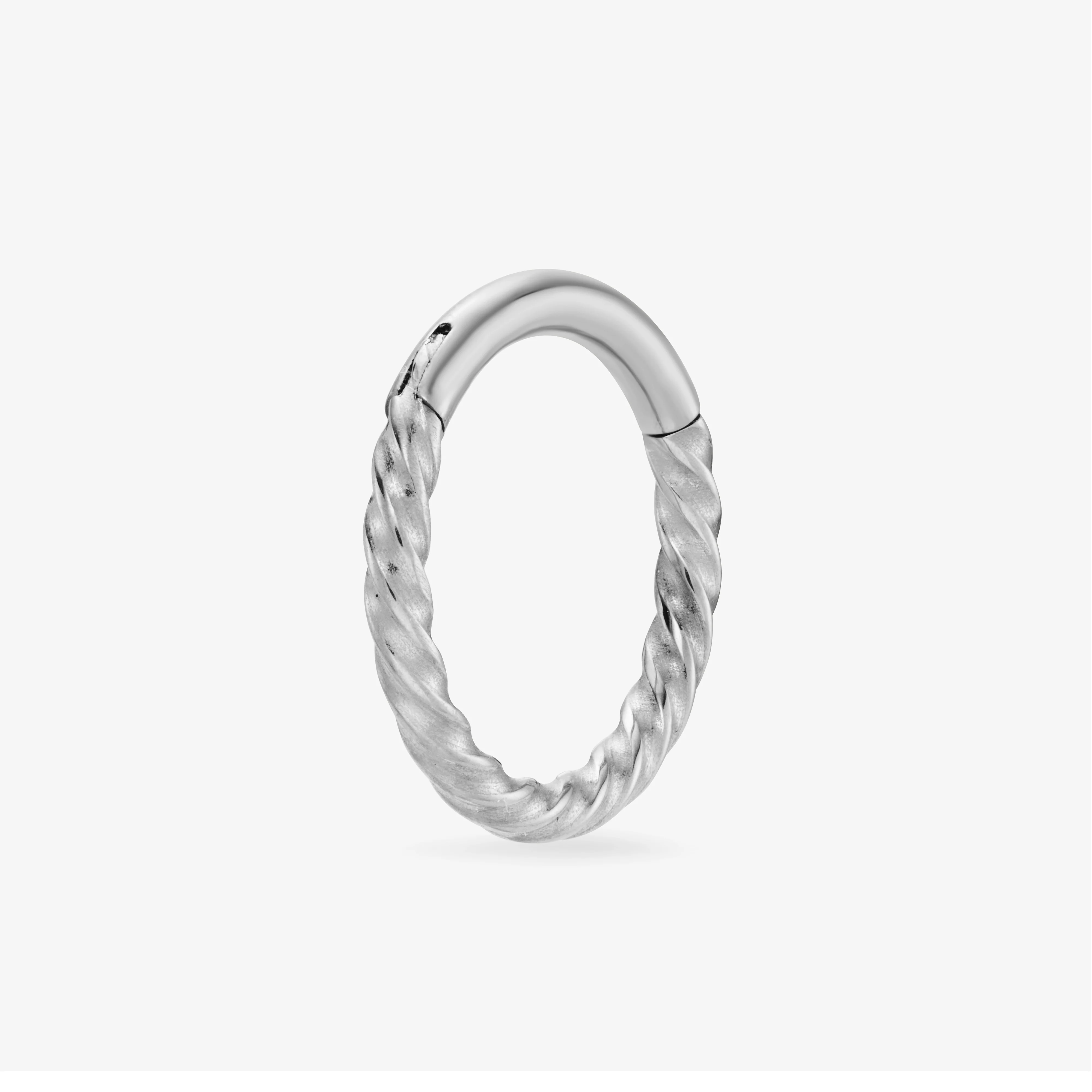 Olivia - Image 13